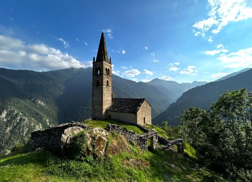 Piedmont Peaks and Valleys: Hiking the Valle Maira