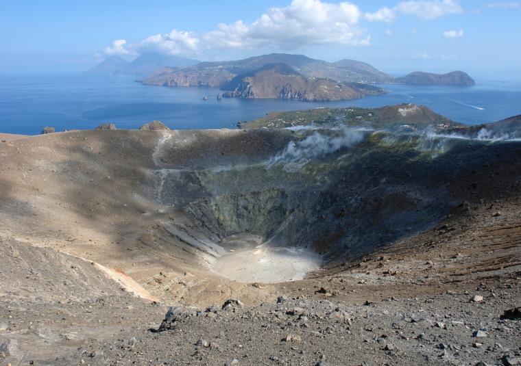 Vulcano volcano aeolian islands,sc