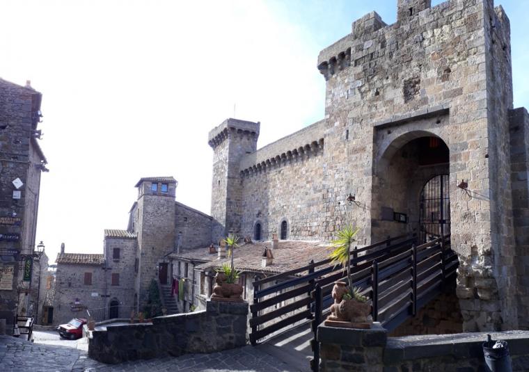 Bolsena tuscany walking tours customwalks