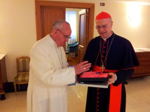 The pope blesses the pink jersey